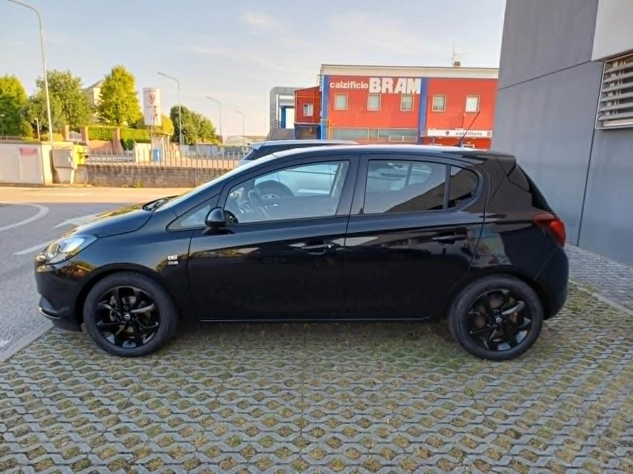 Opel Corsa 1.2 5 porte 120 Anniversary