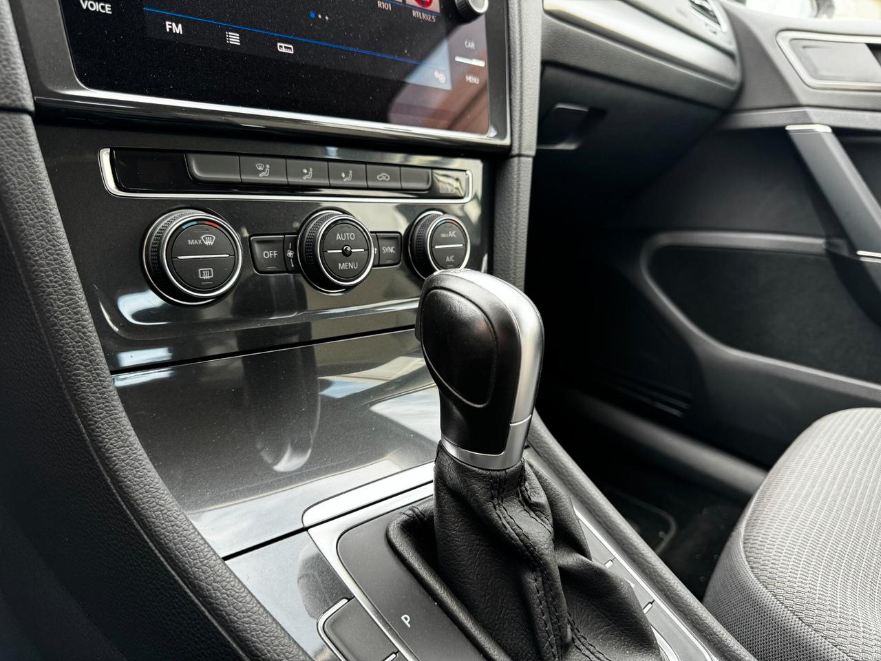 Volkswagen Golf Variant 1.6 TDI 115 CV DSG Executive BlueMotion Tech.