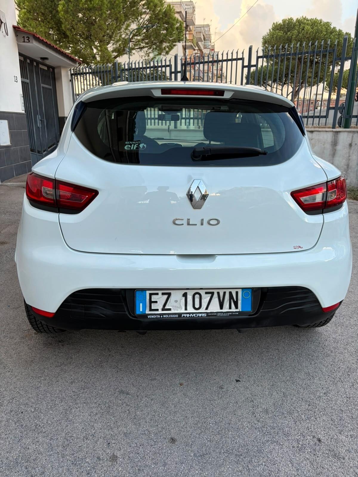 Renault Clio 1.2 75CV GPL 5P COSTUME NATIONAL