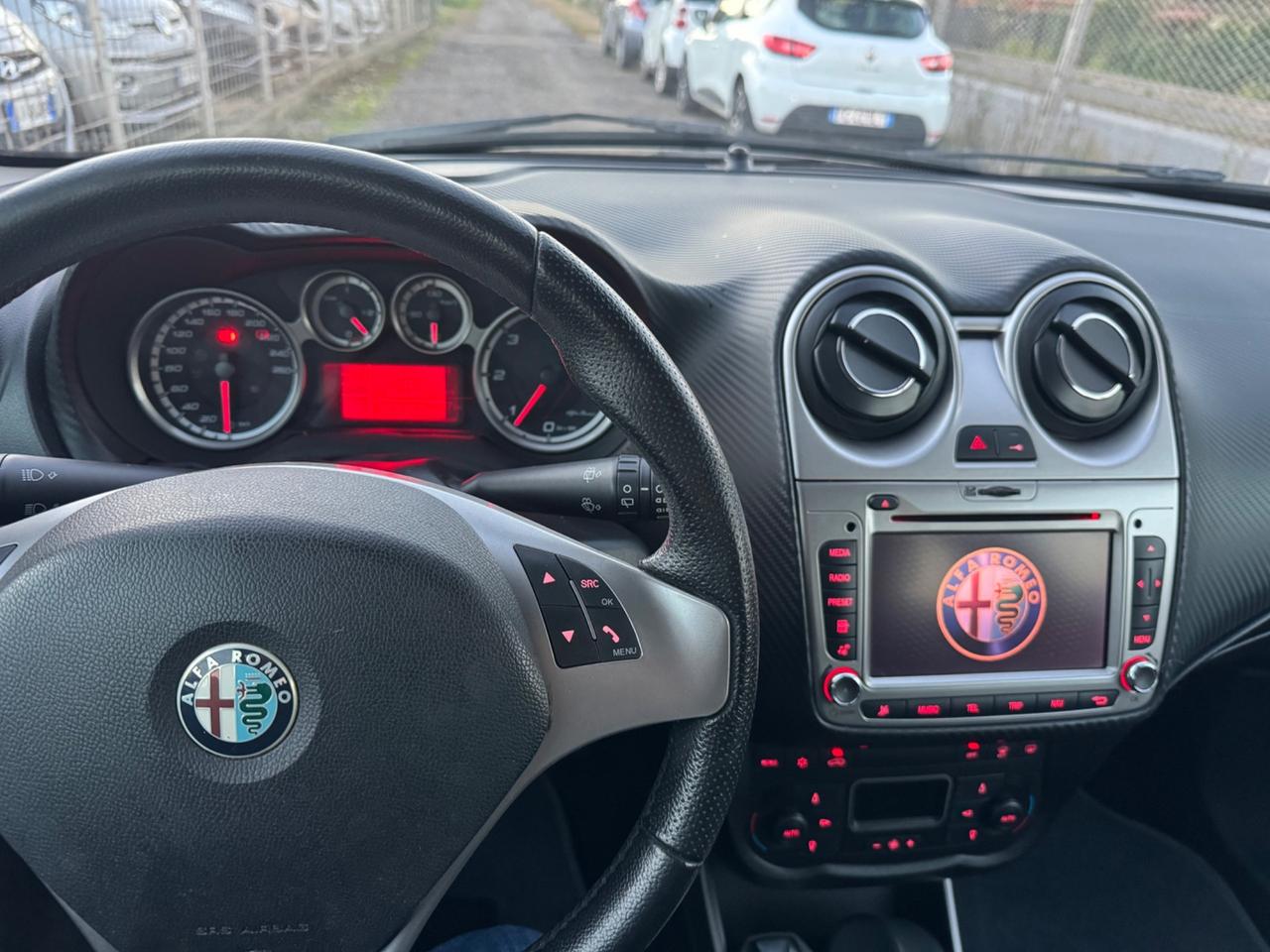 Alfa Romeo MiTo 1.6 JTDm-2 S&S Distinctive Sport Pack