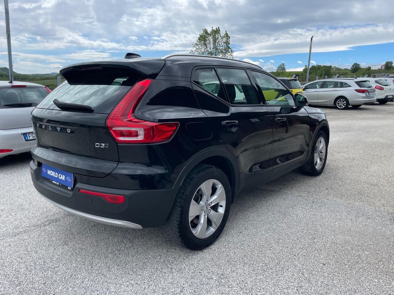 Volvo XC40 D4 AWD Geartronic Business Plus