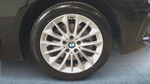 BMW 116 i 5p. Business Advantage Aut.
