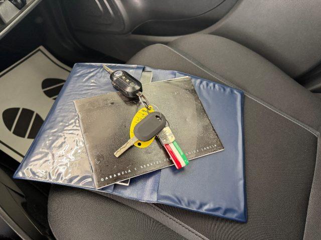 LANCIA Ypsilon 1.2 69 CV 5 porte Platinum