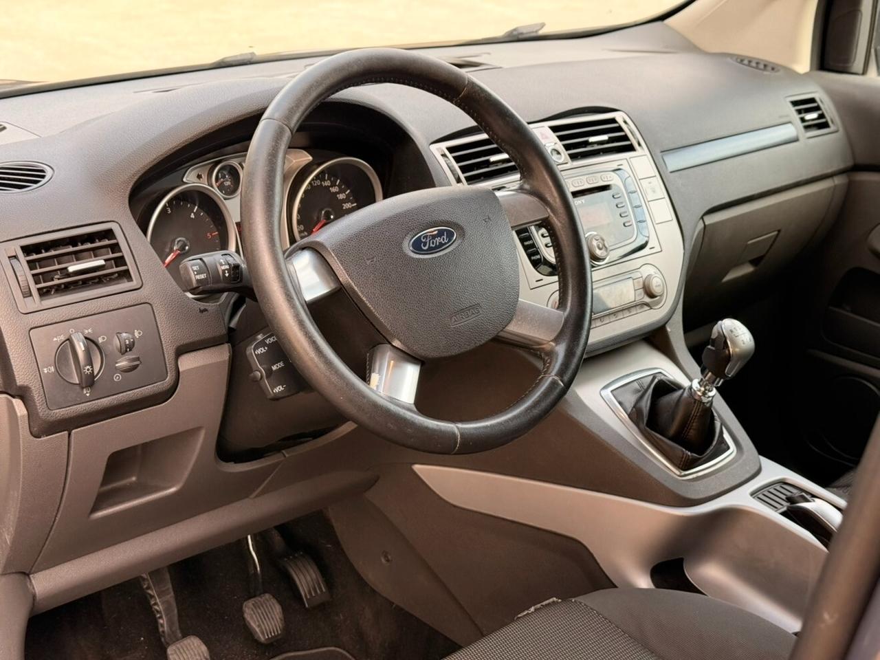 Ford Kuga 2.0 TDCi 140 CV 2WD Titanium DPF