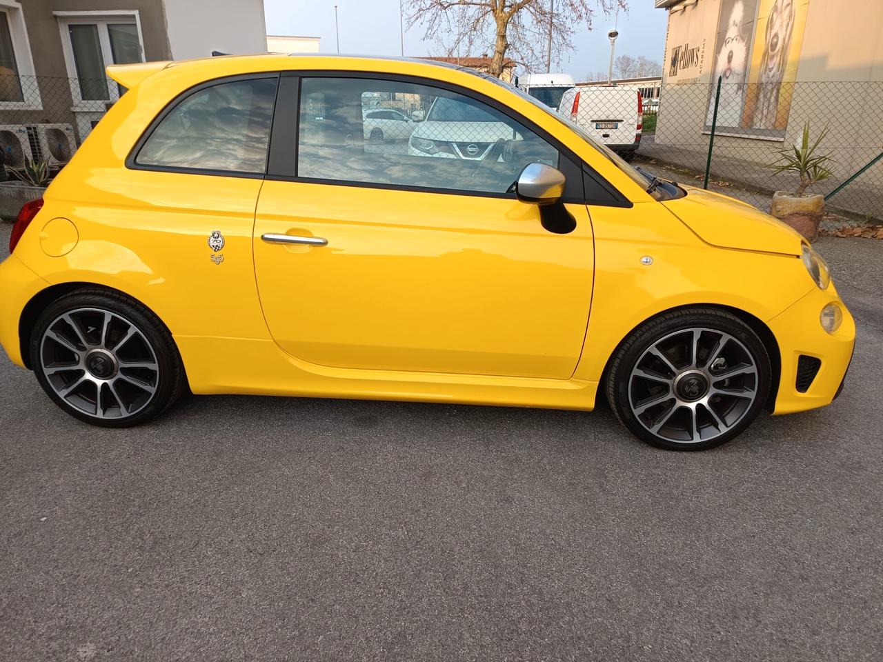 Abarth 595 1.4 Turbo T-Jet 165 CV Turismo GIALLO MODENA