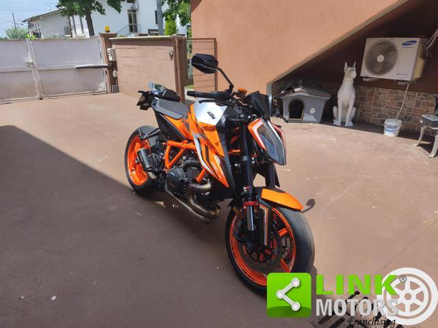 KTM 1290 Super Duke R R