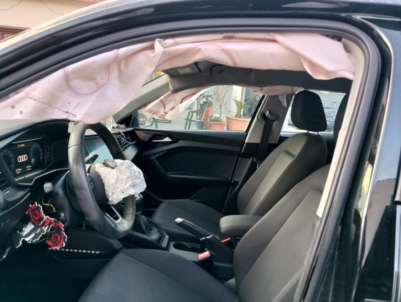 Audi A1 SPB 25 TFSI Identity Black 2019 SINISTRATA