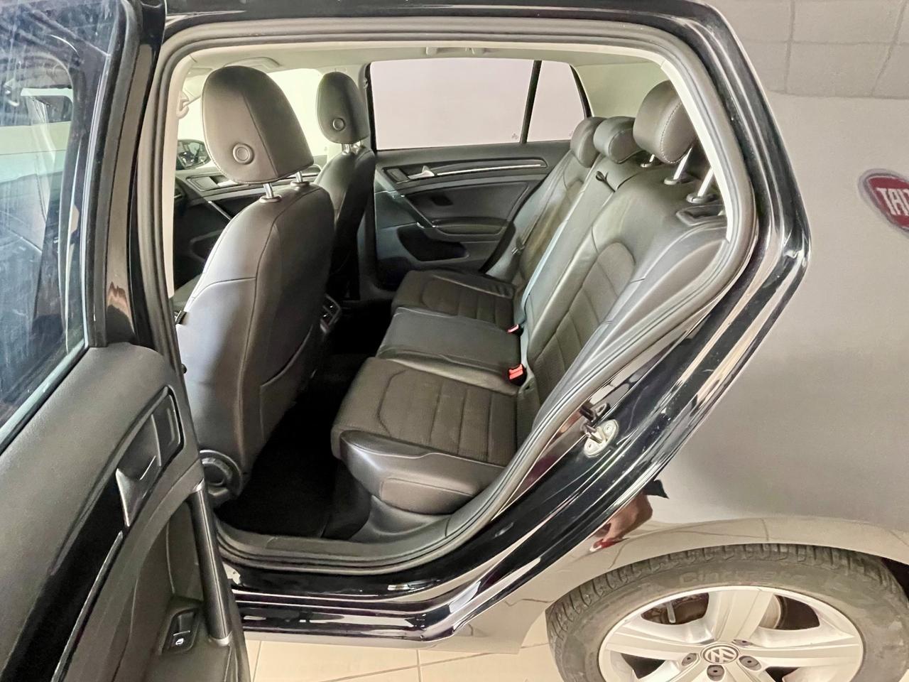 Volkswagen Golf 1.6 TDI DSG 5p. Highline BlueMotion Technology