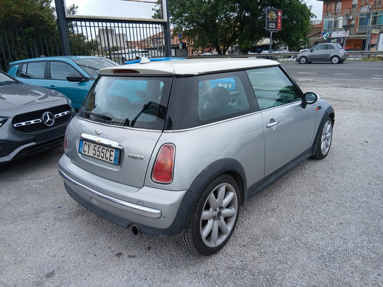 Mini 1.6 16V One GPL