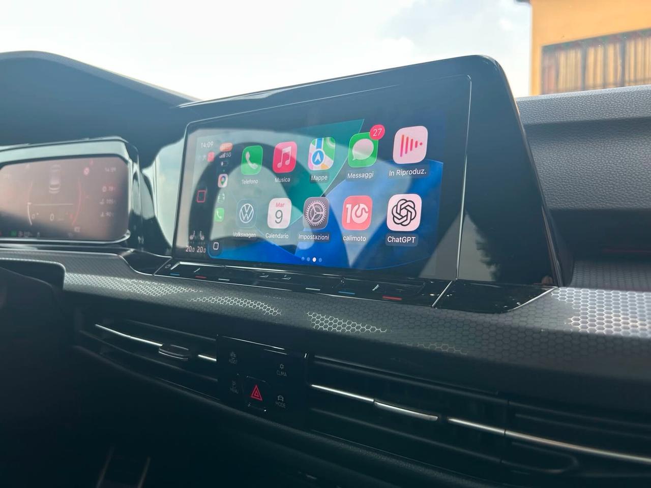 Volkswagen Golf GTI 2.0 TSI DSG