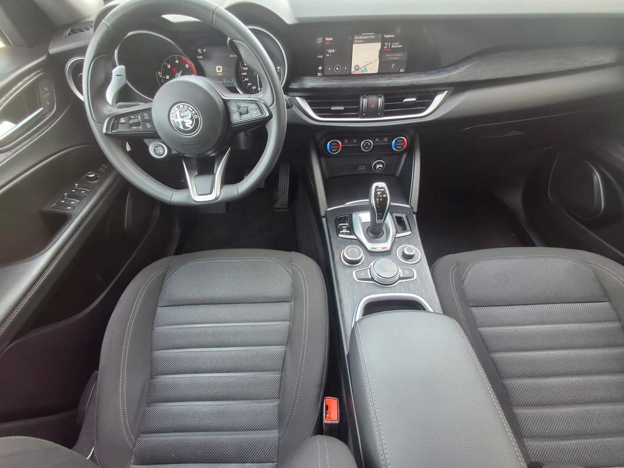 Alfa Romeo Stelvio 2.2 Turbodiesel 160 CV AT8 RWD Business