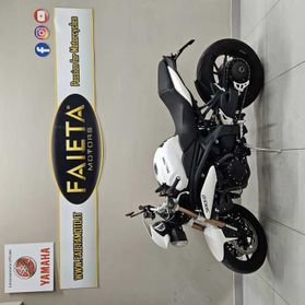 Triumph Speed Triple 1050 - 2011