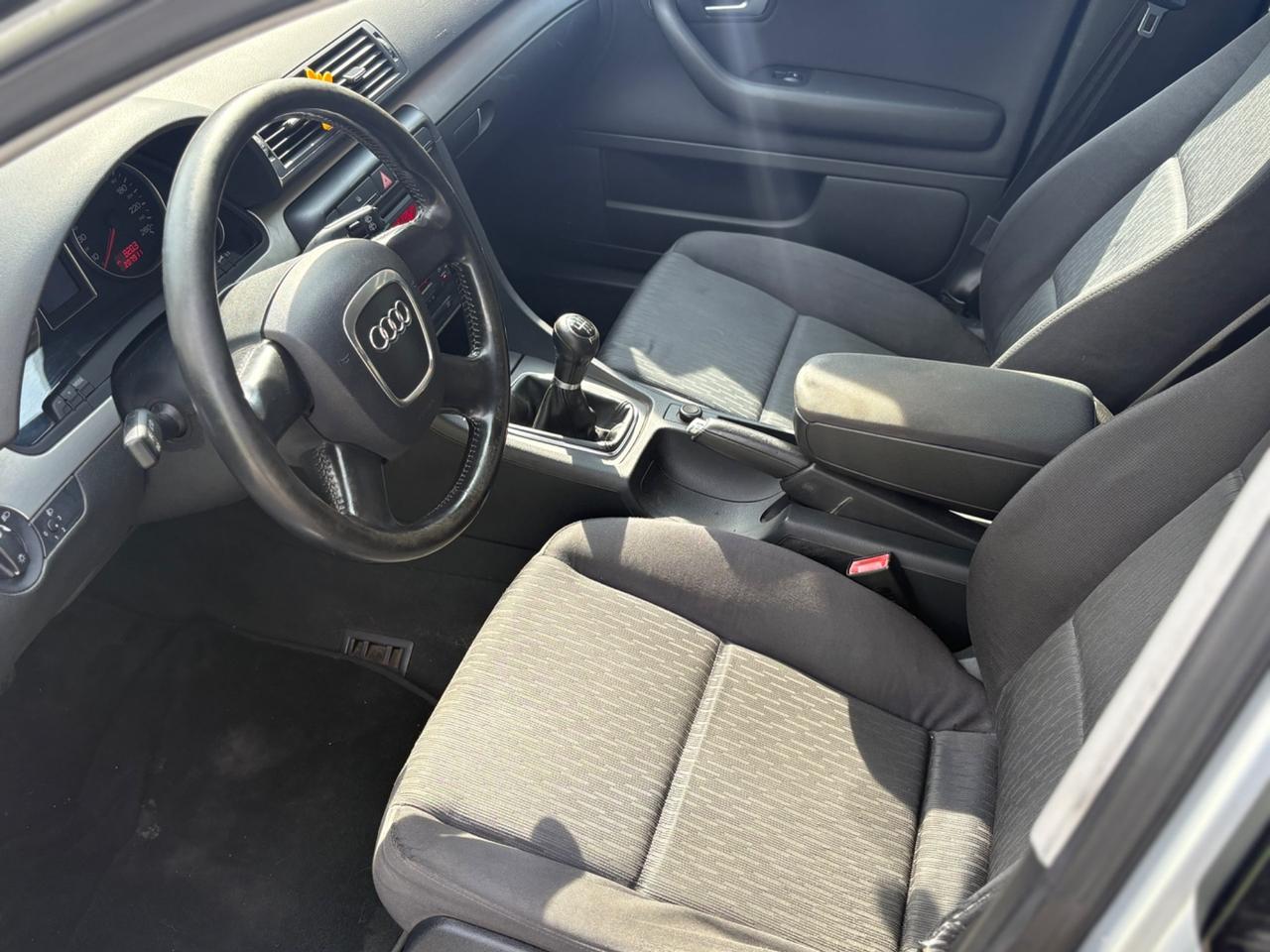 Audi A4 2.0 140 CV 2006