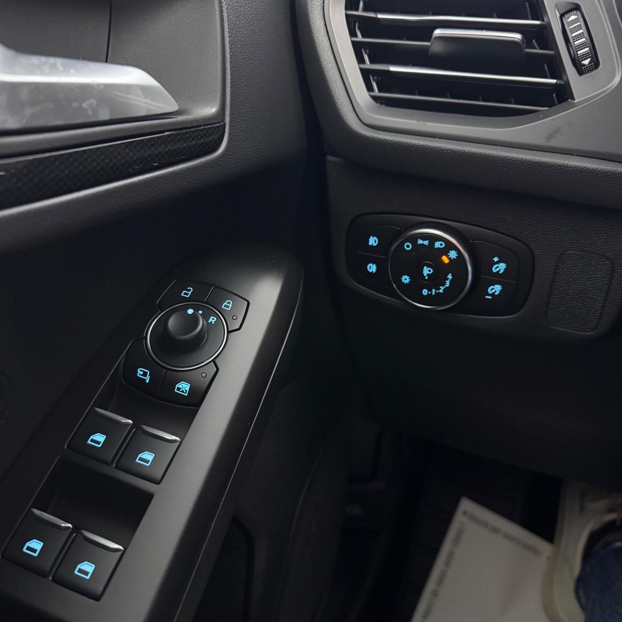 Ford Focus 1.5 EcoBlue 115 CV automatico ST-Line
