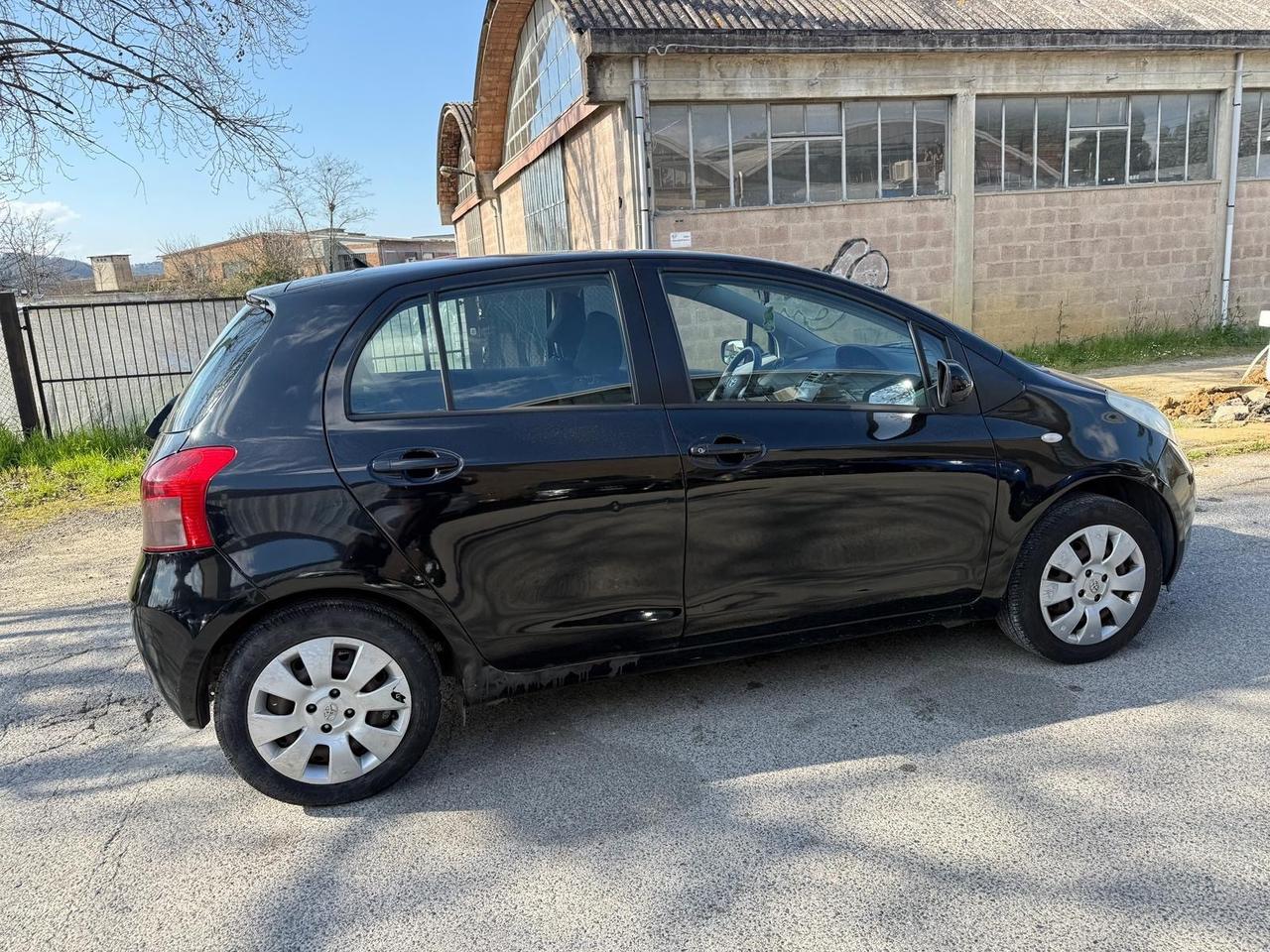Toyota Yaris 1.0 BENZ GPL 128.000 KM