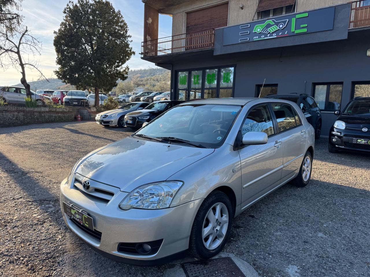 Toyota Corolla 1.6 16V 5 porte Sol ESP