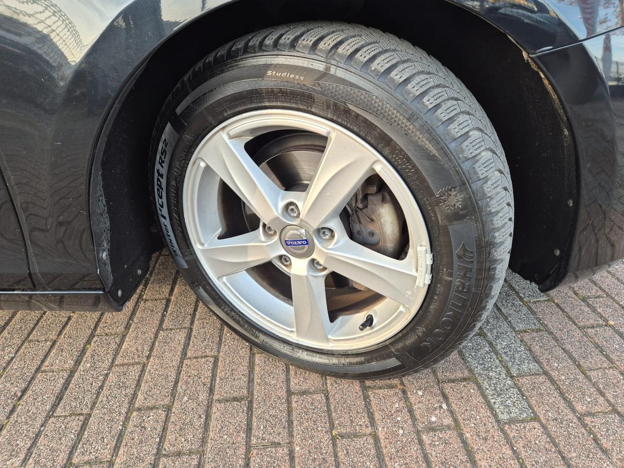 Volvo V40 D2 1.6 Kinetic E5B--IN PREPARAZIONE!