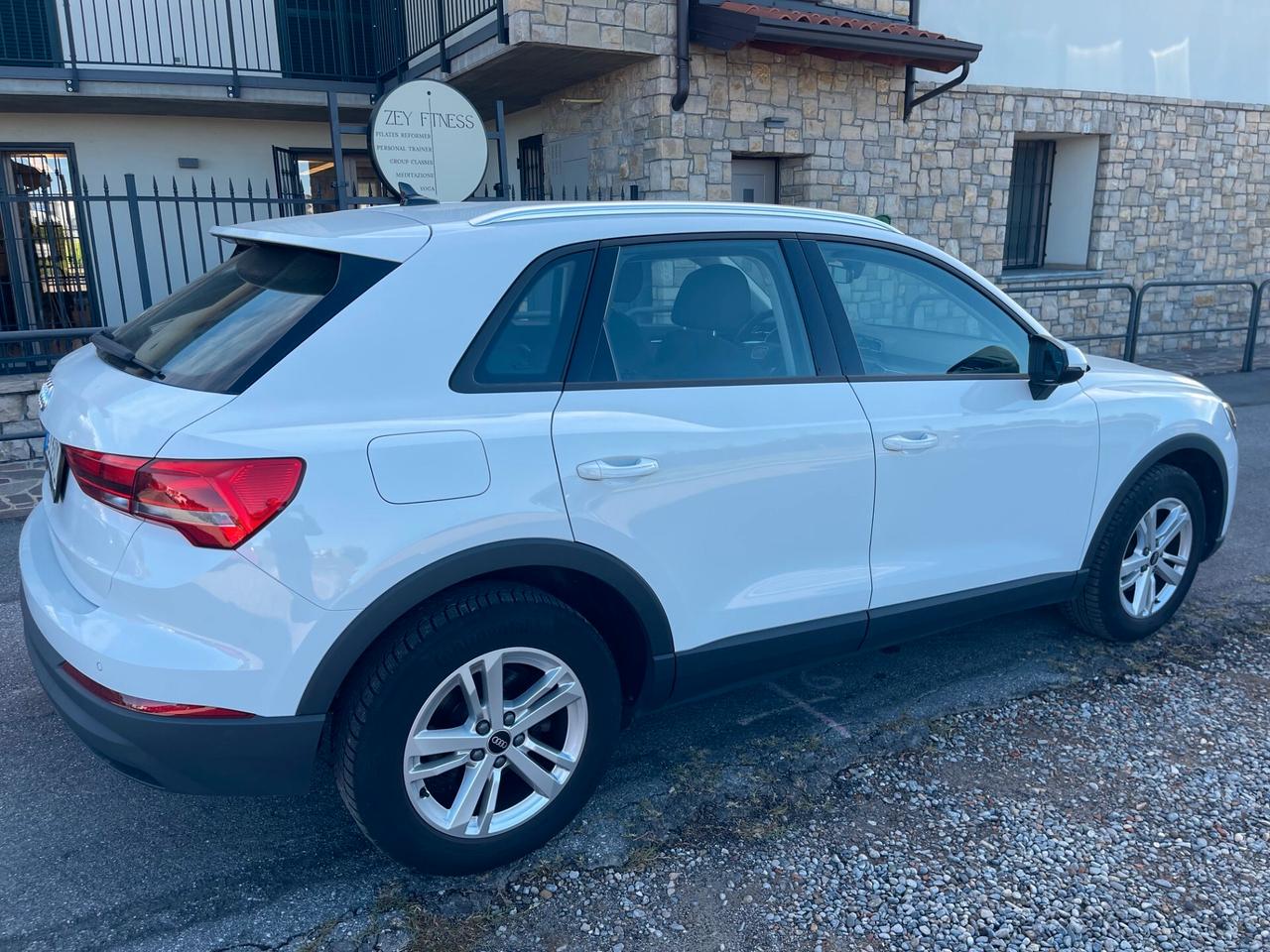 Audi Q3 35 TDI S tronic Business Advanced