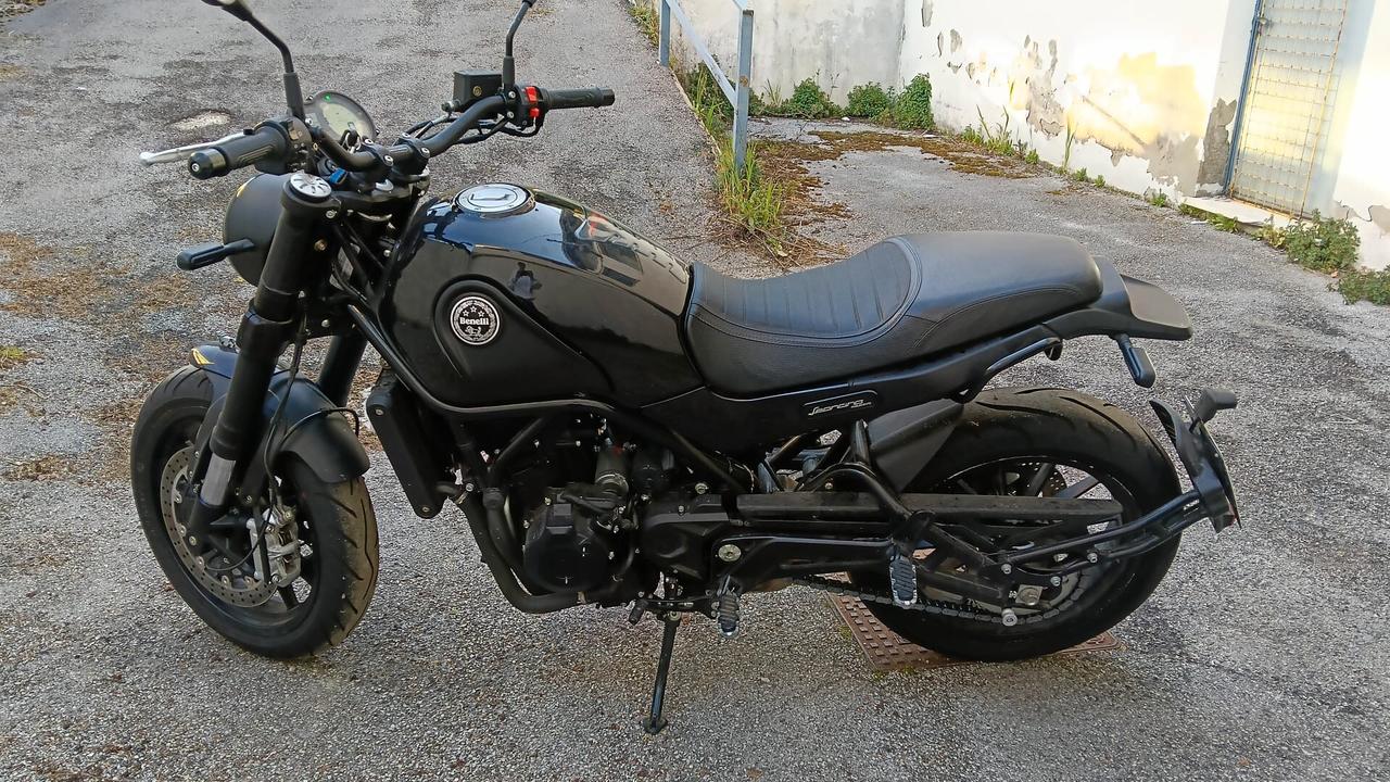 Benelli Leoncino 500