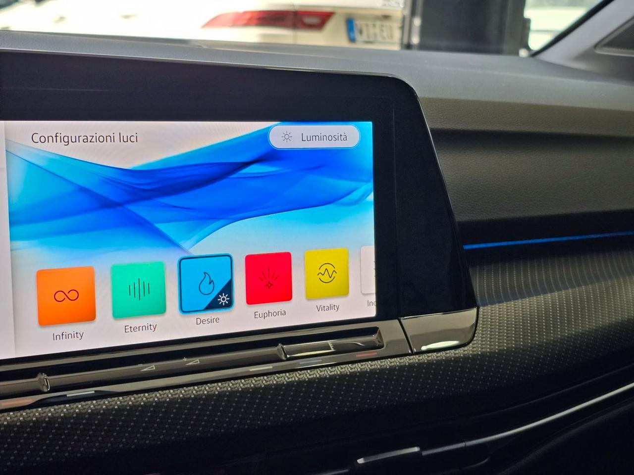 Volkswagen Golf R-Line Tetto Navi Camera C.18" RLine R Line Led