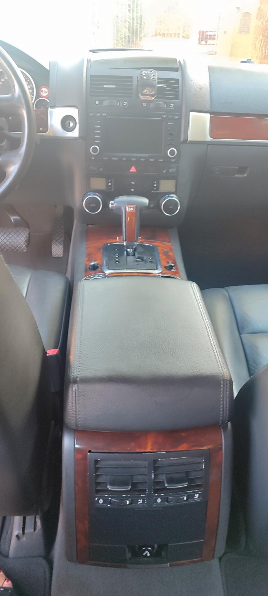 Volkswagen Touareg 3.2 V6 tiptronic