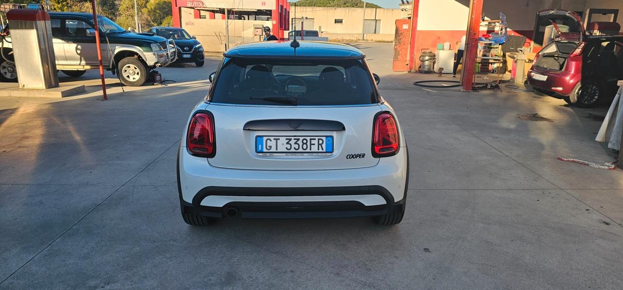 Mini 1.5 Cooper Camden Edition Plus Automatica