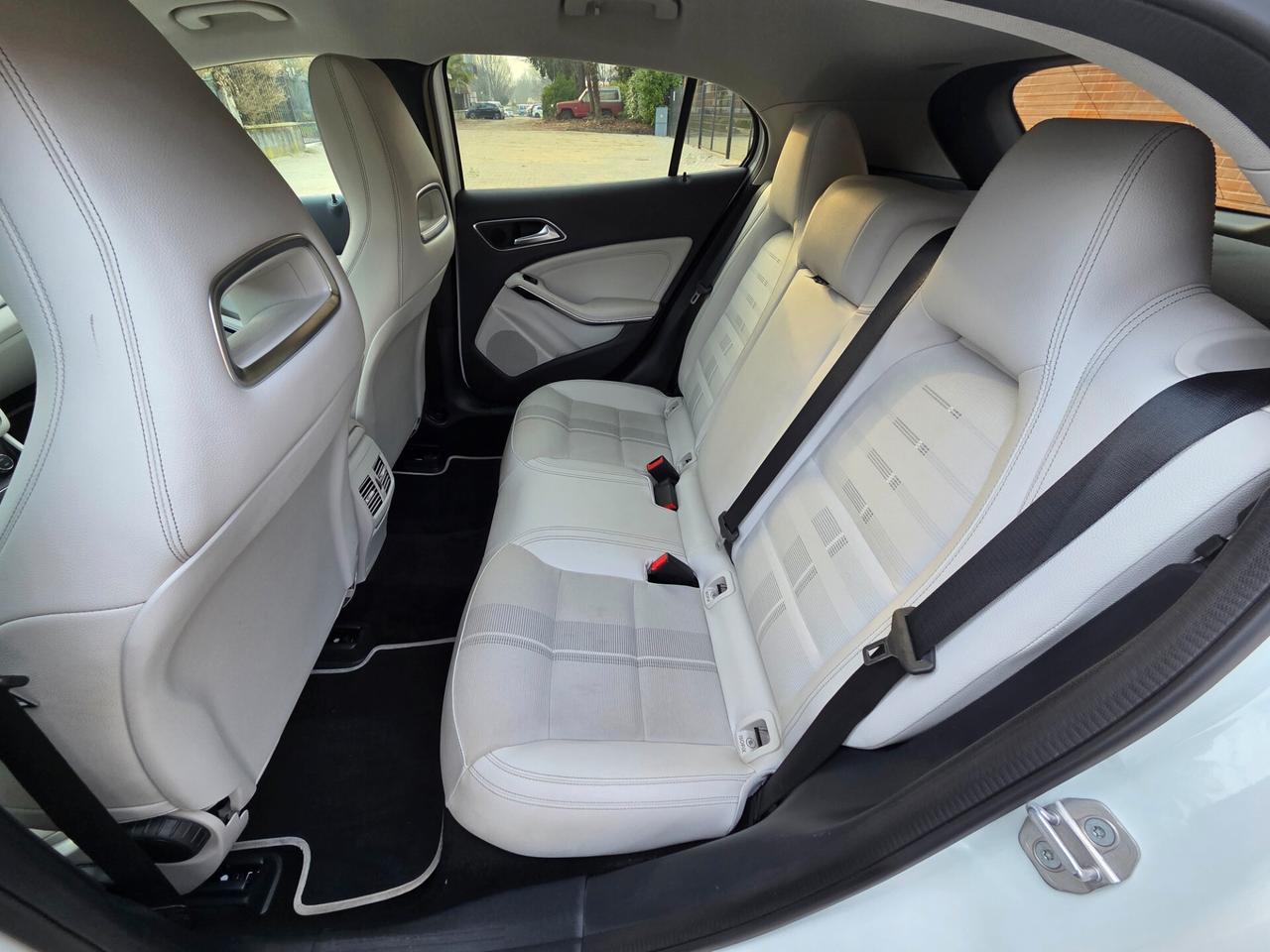 Mercedes-benz GLA 180 Automatic Sport