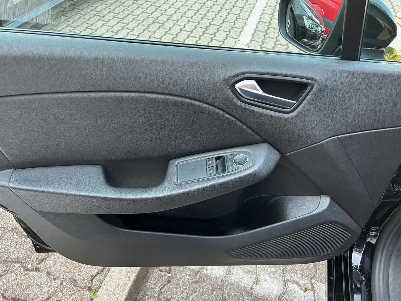 Renault Clio 1.5 dci 85cv GRANDINATA NEOPATENTATI