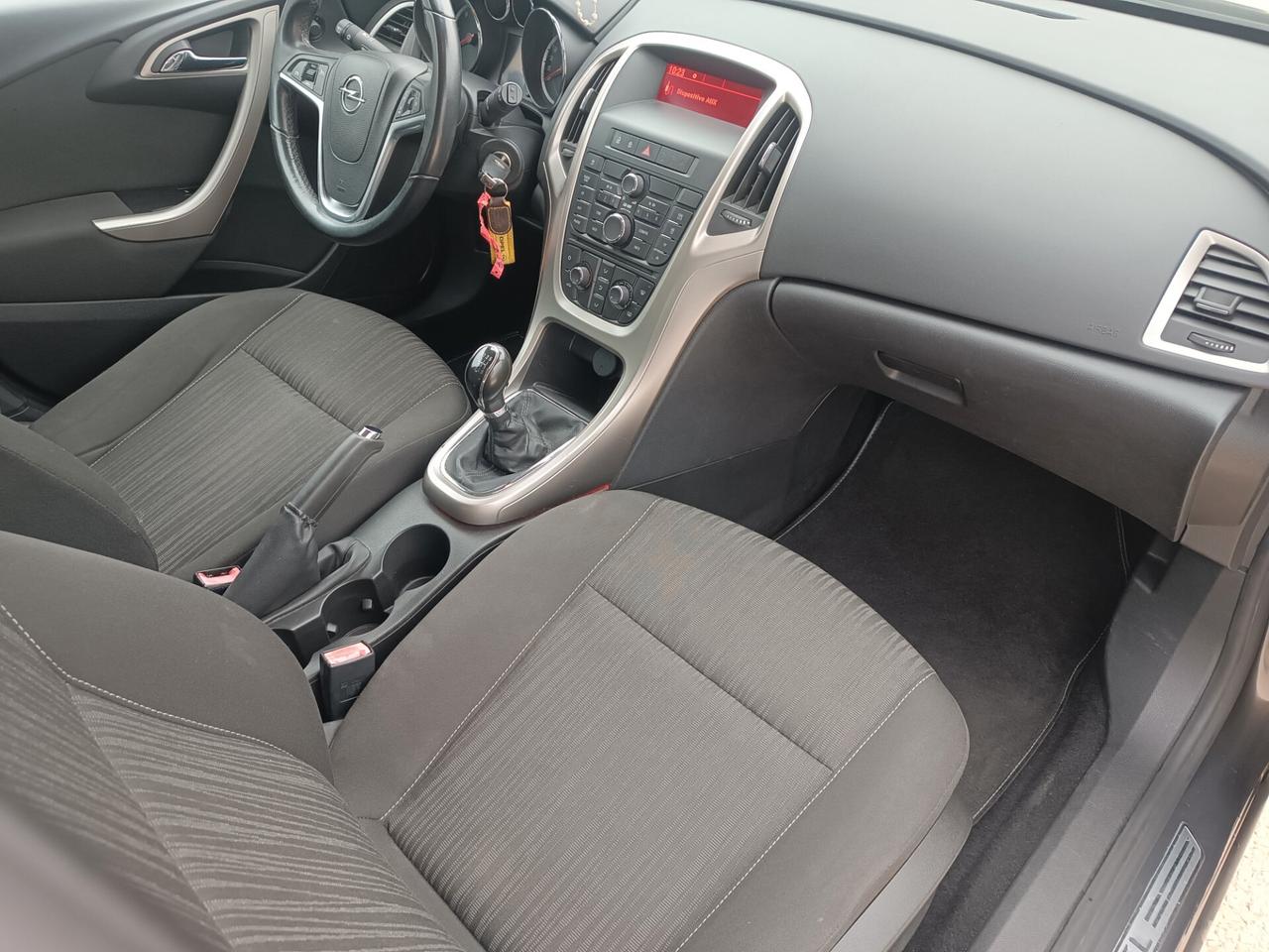 Opel Astra 1.7 diesel garanzia