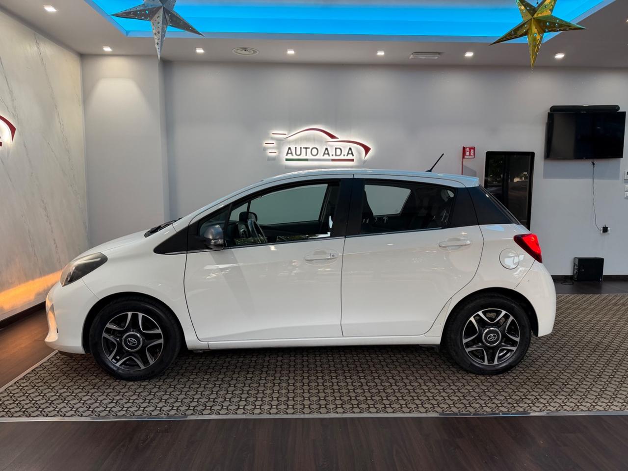 Toyota Yaris 1.0 5 porte Active