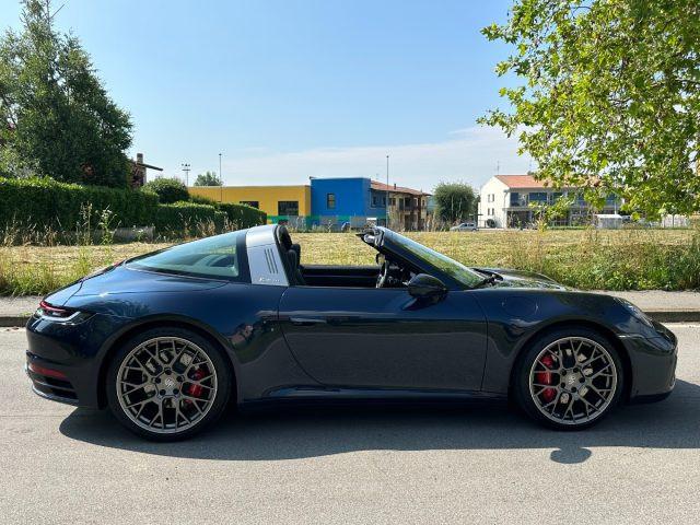 PORSCHE 992 Targa 4S