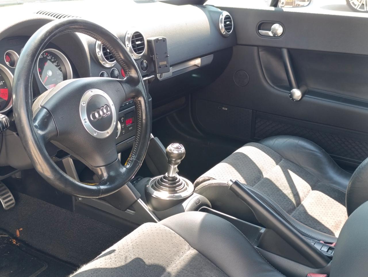 AUDI TT Roadster 1.8t 150cv