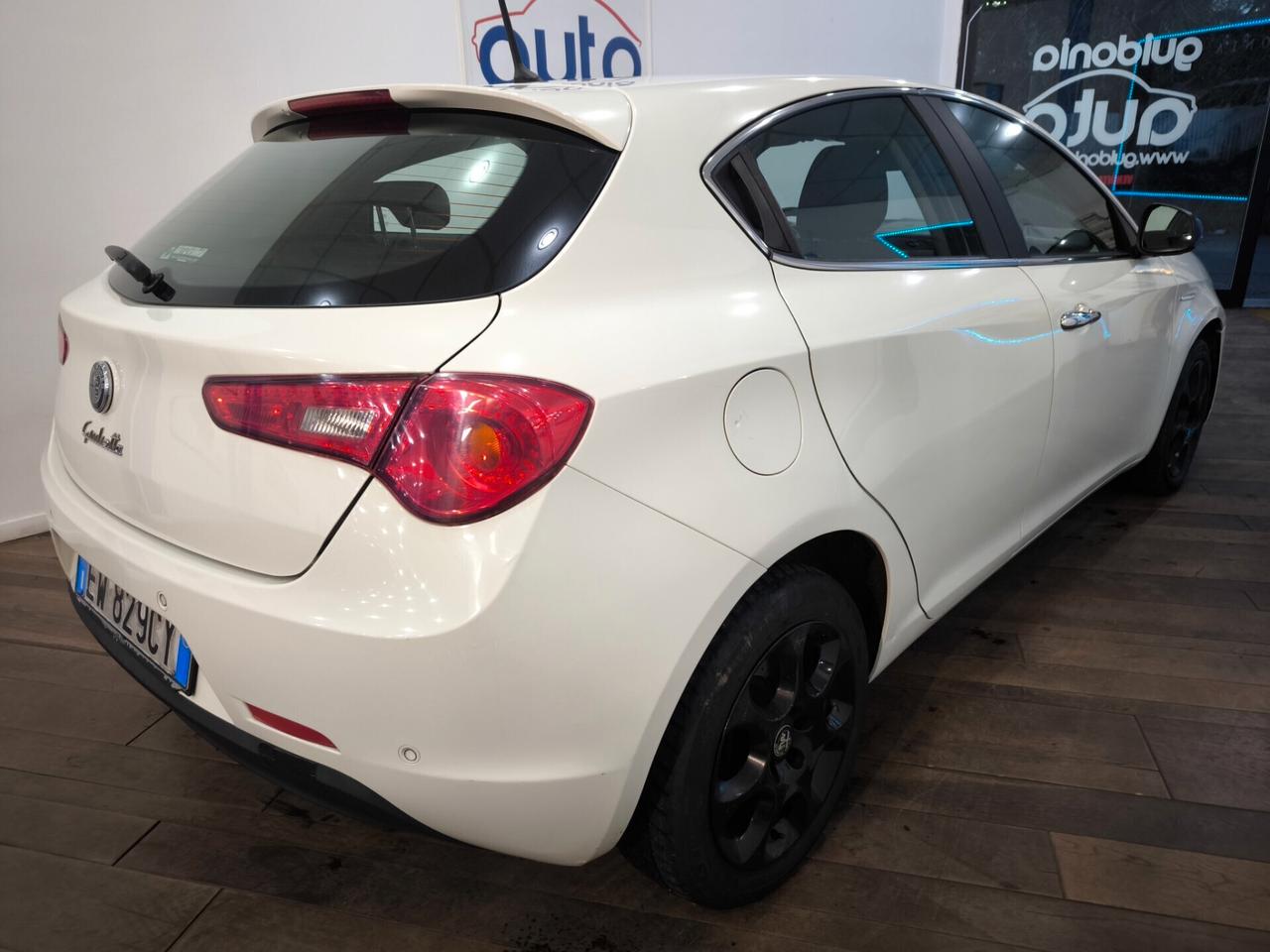 Alfa Romeo Giulietta 1.6 JTDm-2 105 CV Distinctive