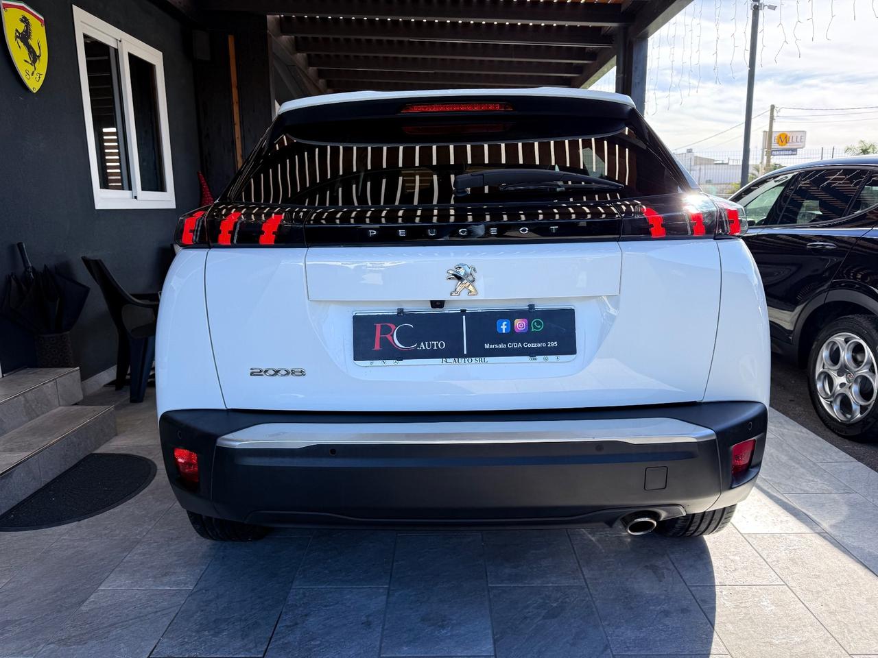 Peugeot 2008 BlueHDi 130 S&S EAT8 Allure Pack