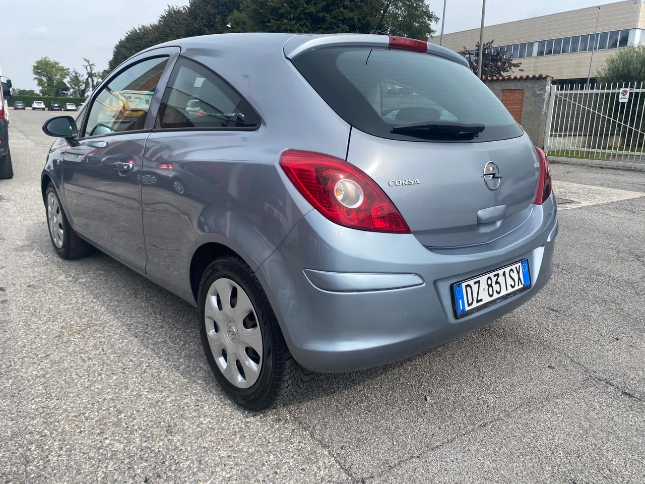 Opel Corsa 1.2 80CV 3 porte GPL-TECH Enjoy
