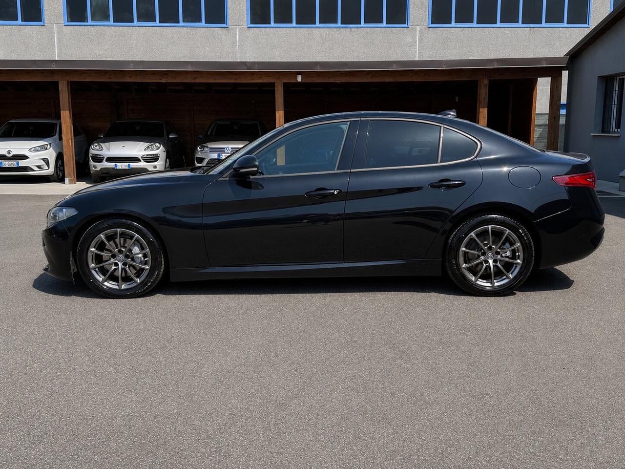 Alfa Giulia 2.2 Turbodiesel 150 CV distribuzione e frizione eseguita