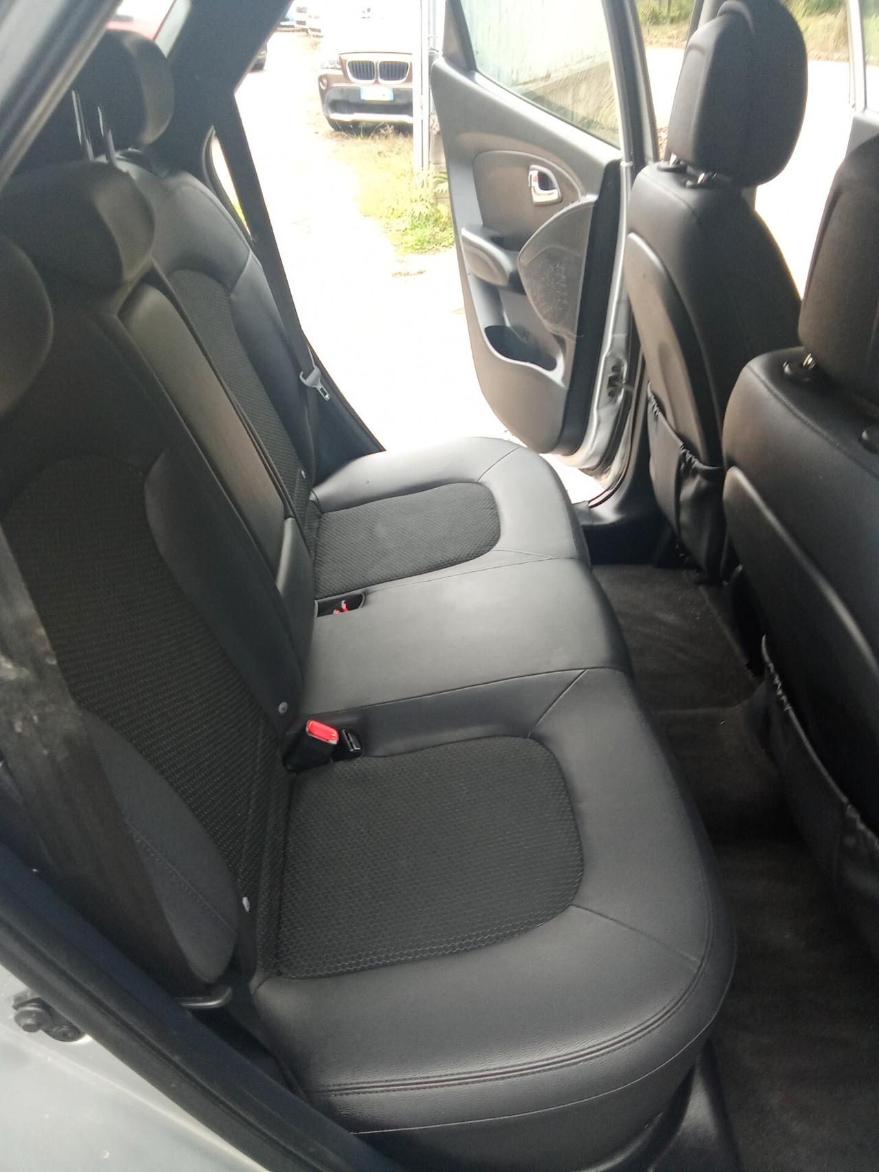 Hyundai iX35 2.0 CRDi 2WD Classic fine 012