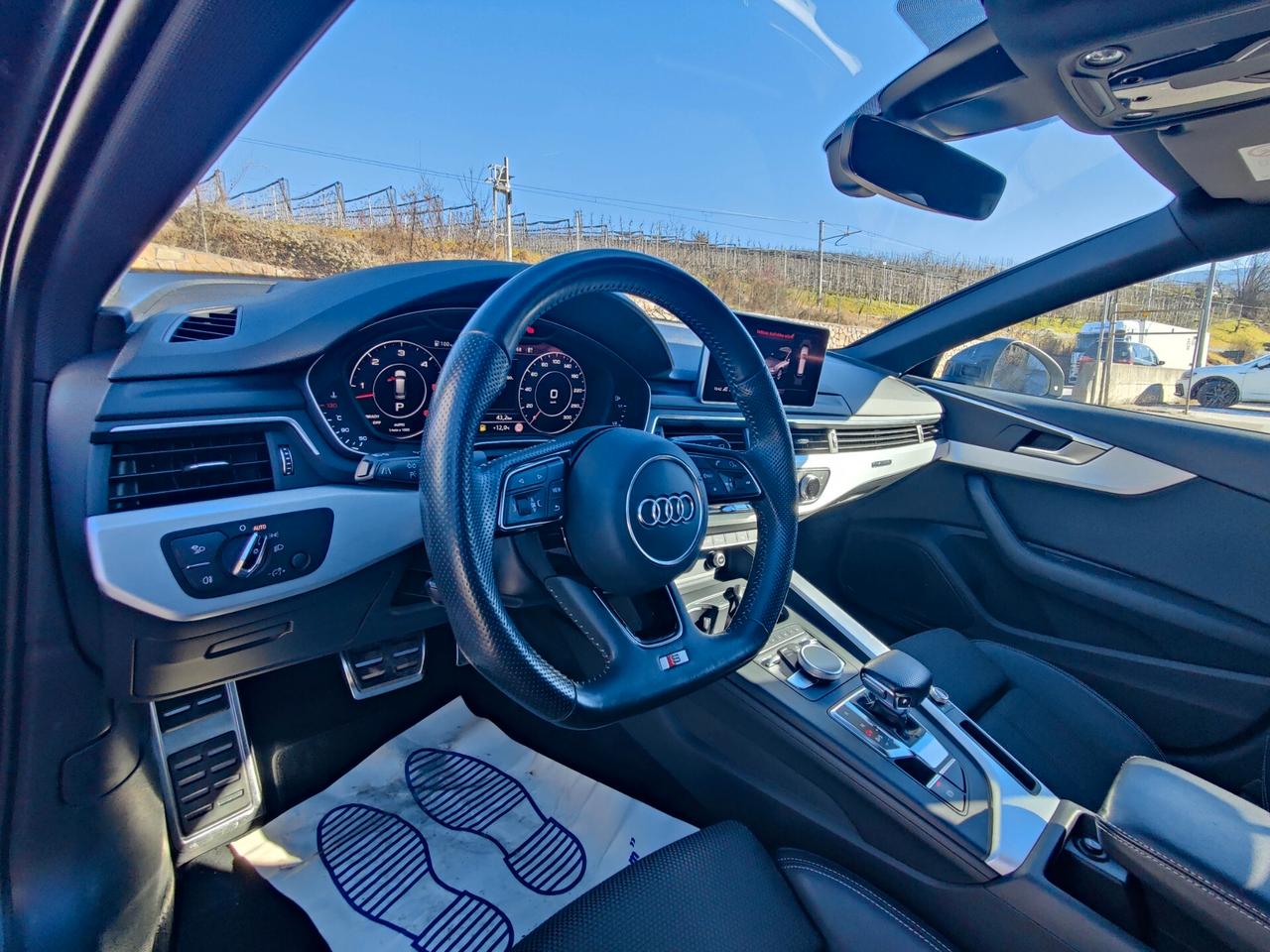 Audi A4 Avant 3.0 TDI quattro S tronic Sport