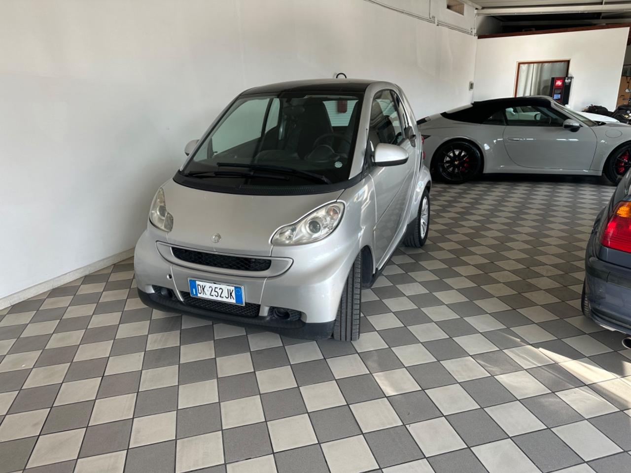 Smart ForTwo 1000 52 kW SERVOSTERZO