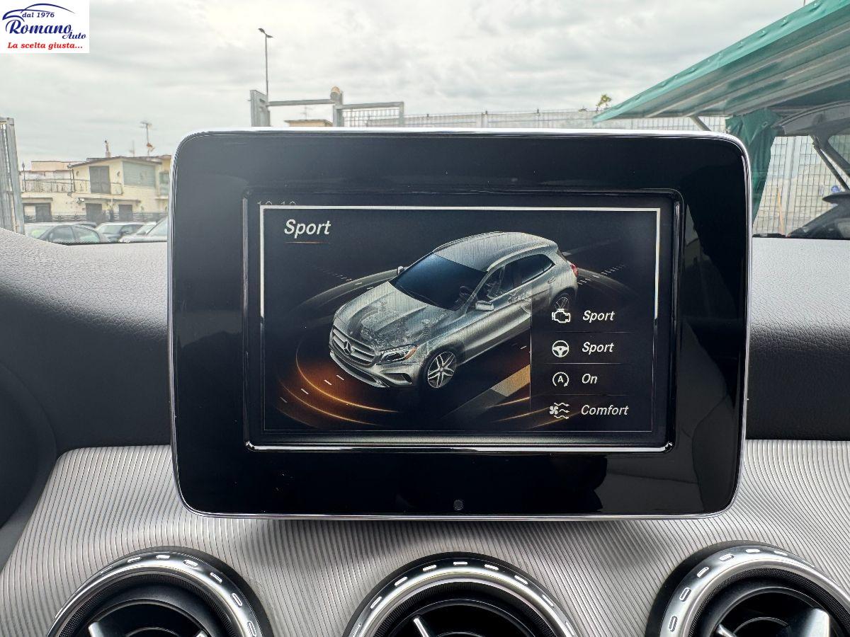MERCEDES - Classe GLA - GLA 180 d Automatic Sport#TETTO APRIBILE!