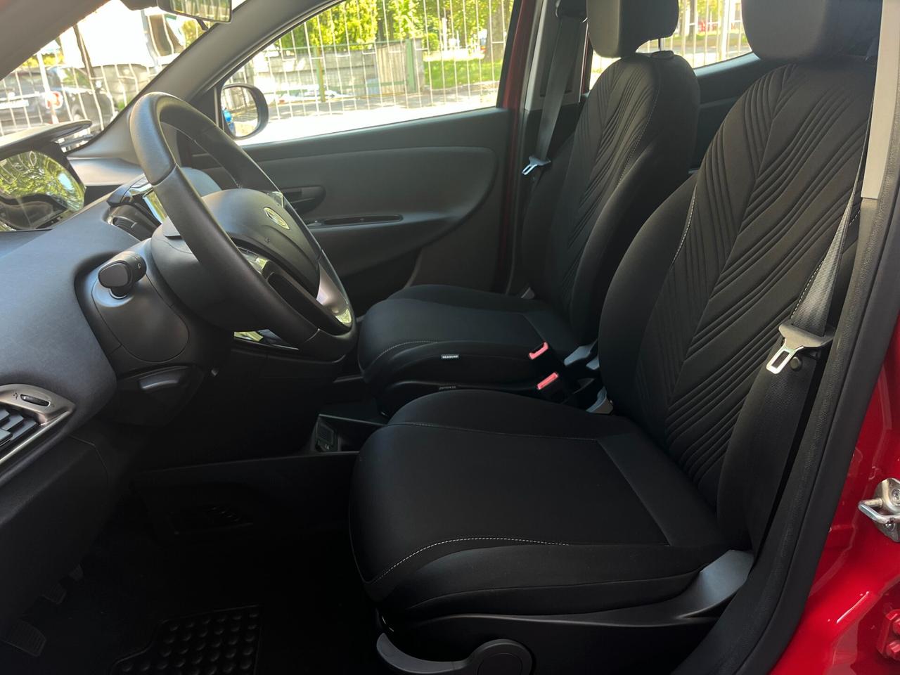 LANCIA YPSILON 1.0 HYBRID 70CV GOLD - NESSUN VINCOLO FINANZIARIO - SOLAMENTE 25.00KM - FULL OPTIONAL