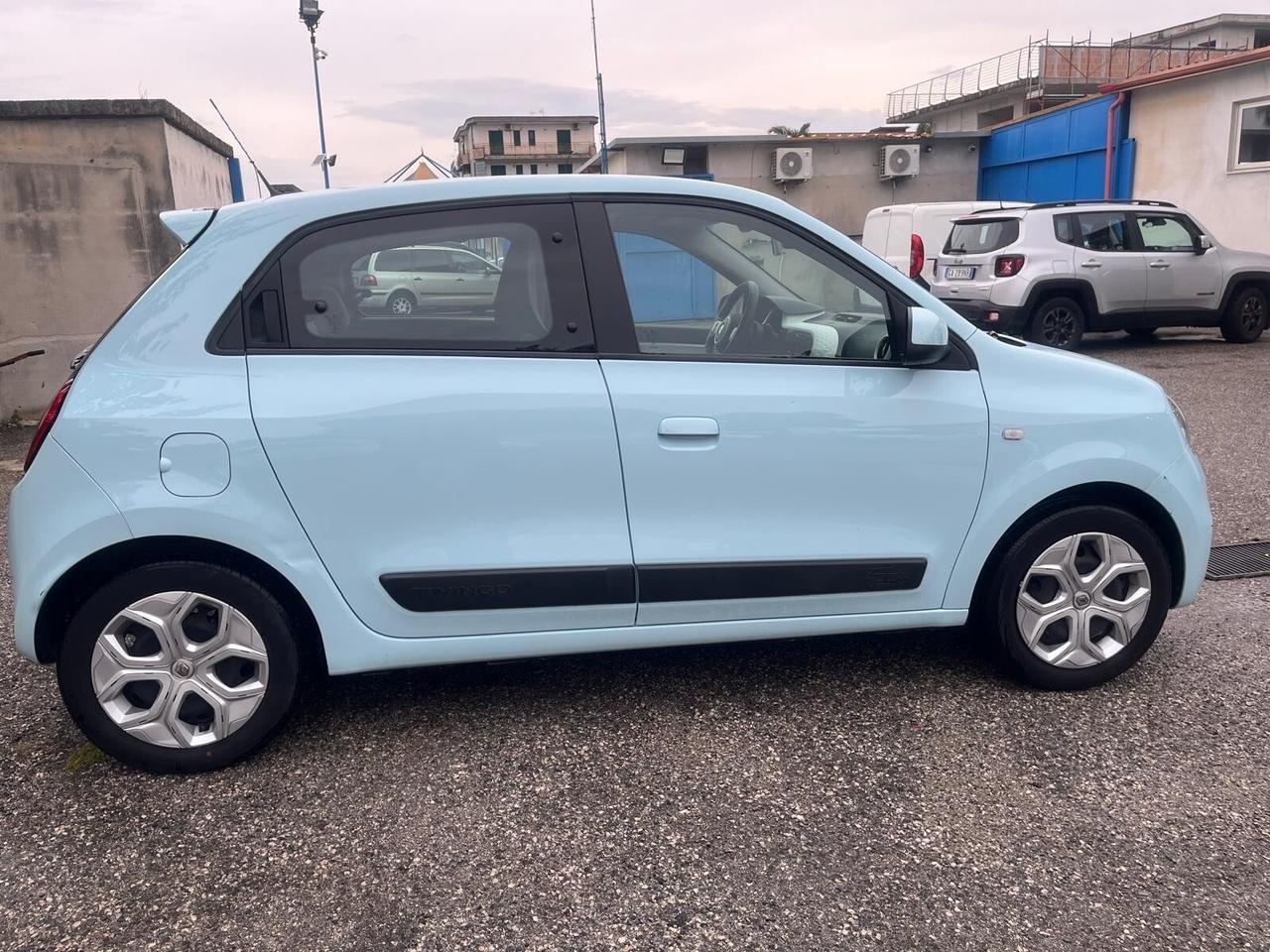 Renault twingo 1.0 sce/65 cv- restyling-2021