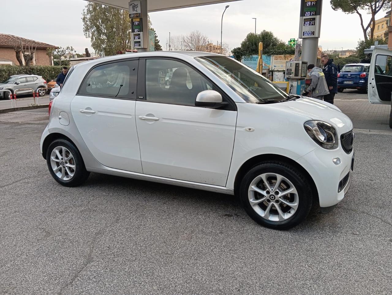 Smart ForFour 70 1.0 Passion x neopatentati