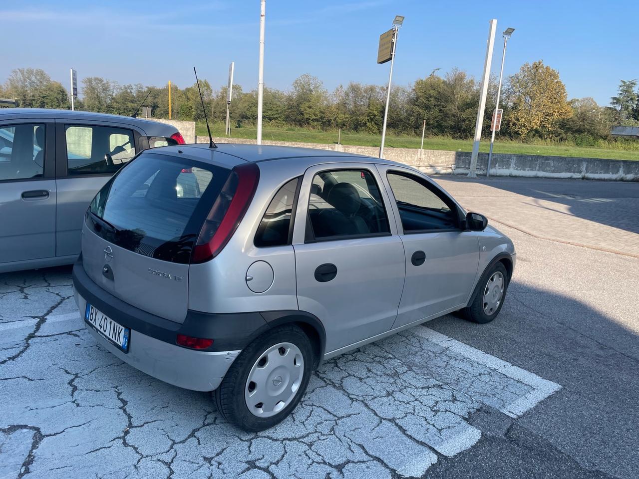 Opel Corsa 1.2i 16V cat 5 porte Comfort