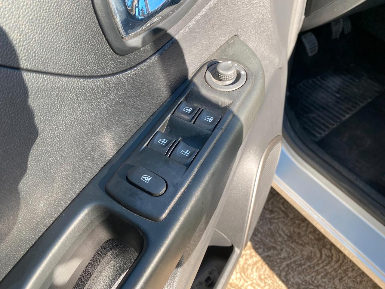 Renault Captur TCe 12V 90 CV | 2017