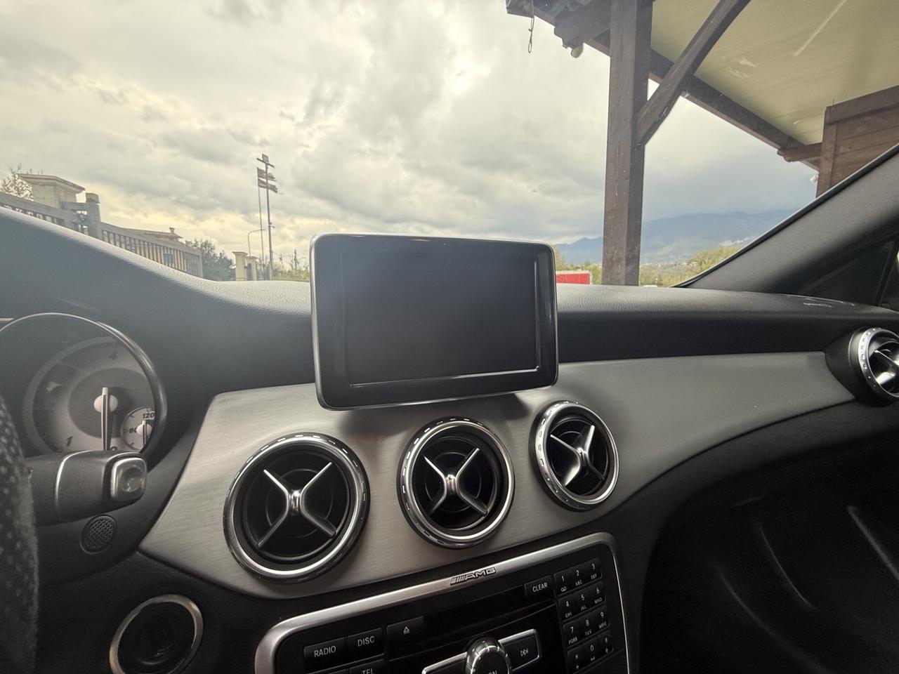 GLA 220 CDI AUTOMATIC PREMIUM AMG 4MATIC