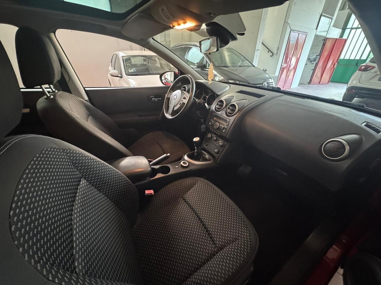 Nissan Qashqai 2.0 dCi DPF 4WD VISIA
