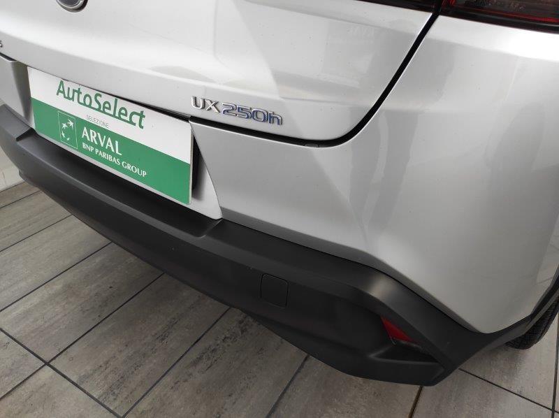 LEXUS UX - UX Hybrid 4WD Executive