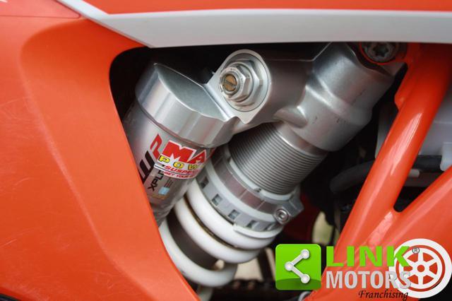 KTM EXC 300 TPI PROTEZIONI IN CARBONIO!