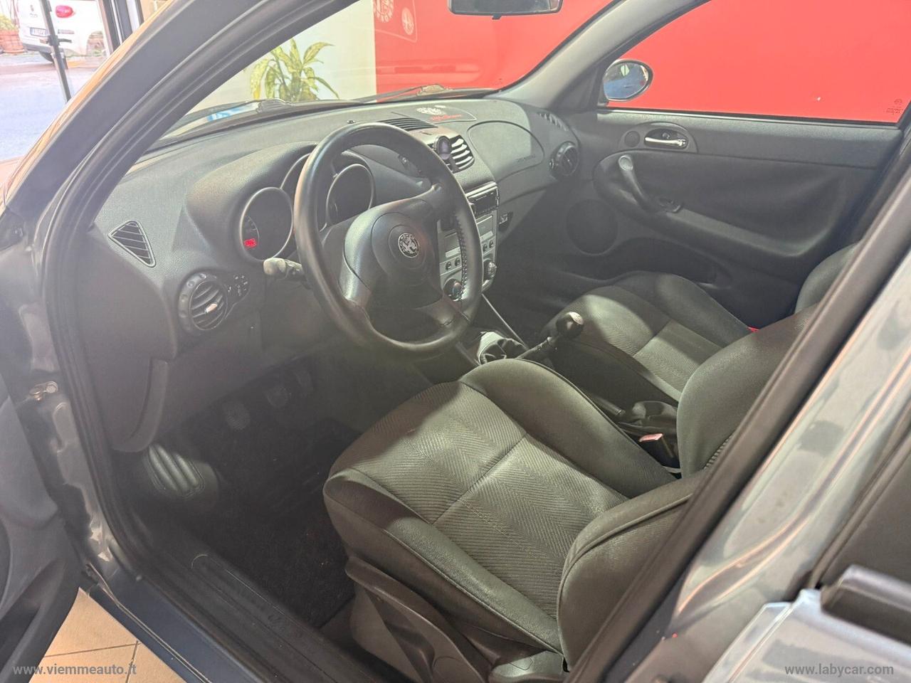 Alfa Romeo 147 1.9 JTD (115 CV) cat 5p. Distinctive